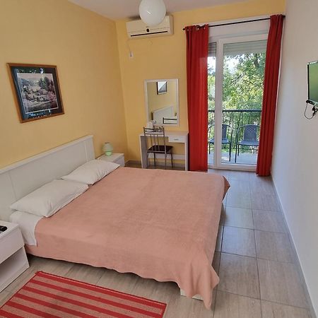 Guest House Morska Grota Povile Εξωτερικό φωτογραφία