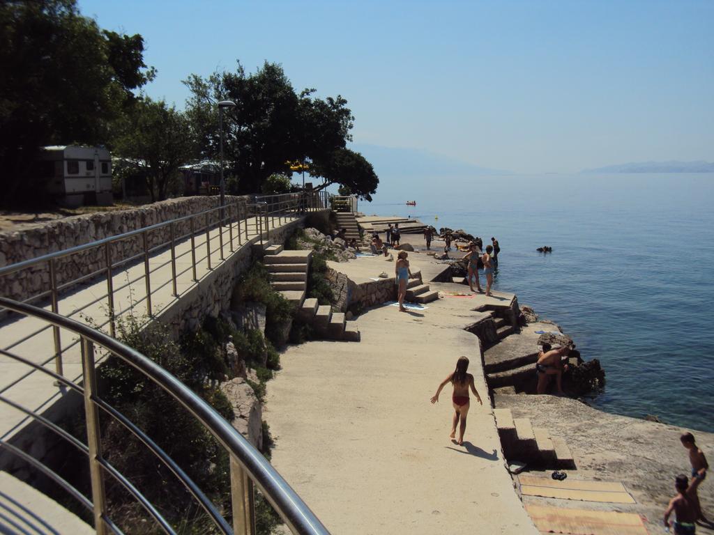 Guest House Morska Grota Povile Εξωτερικό φωτογραφία